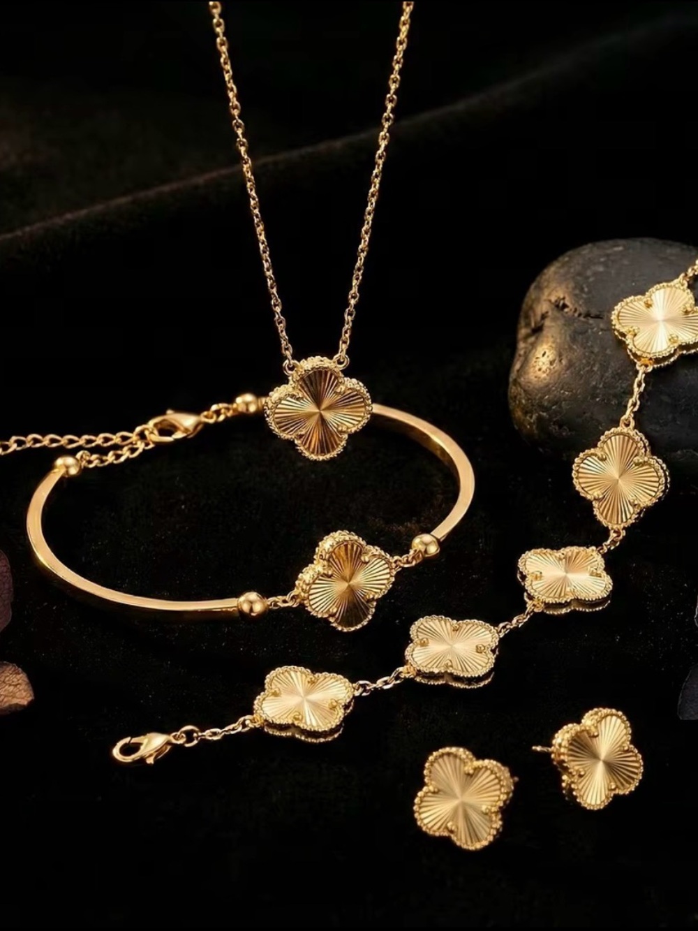 Gold Floral Clover Necklace, 2 Bracelets & Earring SET